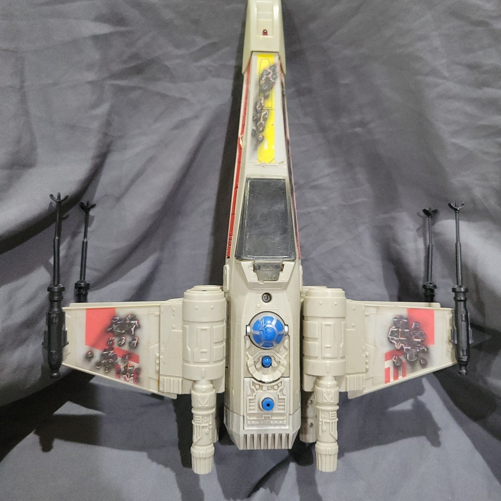 Star Wars Vintage ESB Battle Damaged X-Wing Fighter Kenner 1983 NOT Working